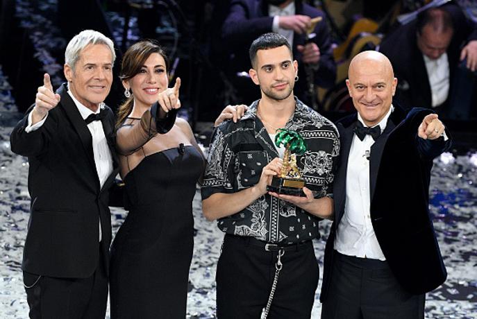 Na festivalu v Sanremu slavil mladi raper Mahmood