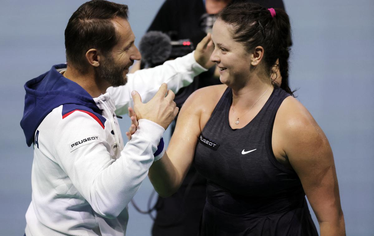 Viktoria Hruncakova, Matej Liptak | Zadovoljstvo Viktorie Hrunčakove in kapetana Slovaške reprezentance Mateja Liptaka po zmagi nad Avstralijo. | Foto Reuters