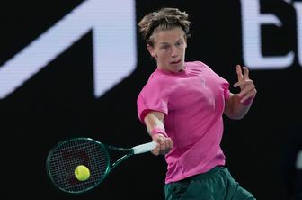 Žiga Šeško z brazilskim kolegom v četrtfinalu OP ZDA