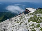 Gomiščkovo zavetišče na Krnu