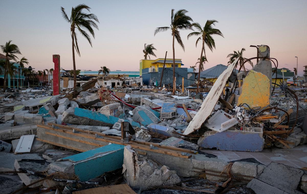 Orkan Ian | Obnova po orkanu bo dolgotrajna, škode pa je za več milijard dolarjev. | Foto Reuters