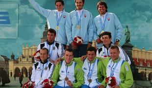 VIDEO: Medalja kanuistov po letu 2004: Na cilju jih je zmotila piščalka sodnika