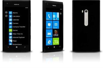 Ocenili smo: Nokia Lumia 900