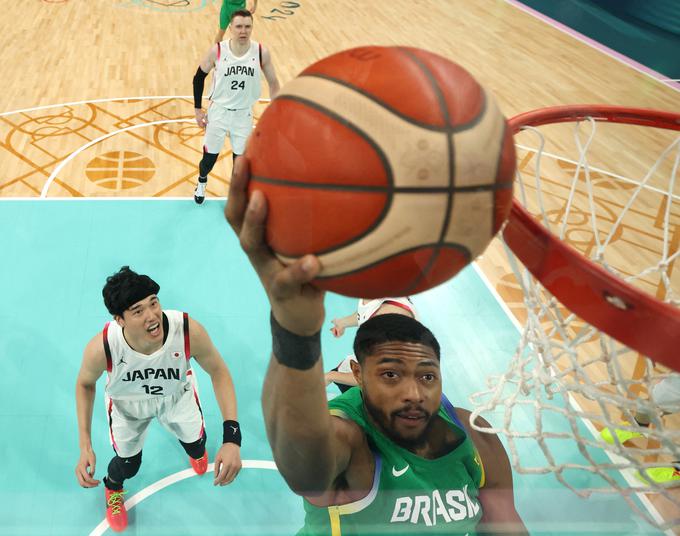 Brazilski center Bruno Caboclo je proti Japonski dosegel kar 35 točk. | Foto: Reuters