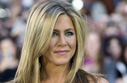 Bo Jennifer Aniston budistka?