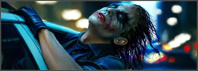 S pomočjo poročnika Jima Gordona (Gary Oldman) in okrožnega tožilca Harveyja Denta (Aaron Eckhart) se Batman odloči za vselej obračunati z organiziranim kriminalom v Gothamu. Trojica je sprva učinkovita, a se ji kmalu zoperstavi zločinski veleum, znan kot Joker (Heath Ledger je za vlogo prejel posthumnega oskarja), ki mesto pahne v kaos. • V sredo, 31. 7., ob 20. uri in v nedeljo, 4. 8., ob 22.30 na Kanal A.* │ Tudi v videoteki DKino.

 | Foto: 