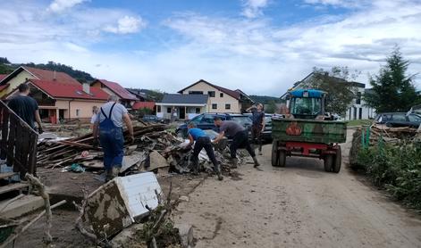 Na Koroškem začenjajo rušiti stavbe, prizadete v ujmi leta 2023