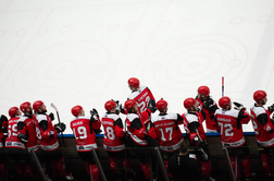 Jeseničani redni del končujejo proti Kitzbühlu, ki se še bori za neposreden preboj v končnico