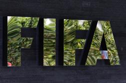 Interpol izdal šest tiralic, med iskanimi osebami ni Blatterja