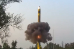 Indija testirala raketo, ki lahko doseže Kitajsko #video