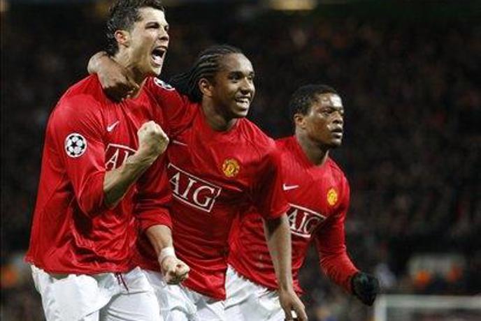 ManUtd brani prvo mesto, Danci že tretji