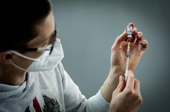 Znanost se želi prepričati, da je pri zatiranju epidemije treba vključiti prav vse starostne skupine