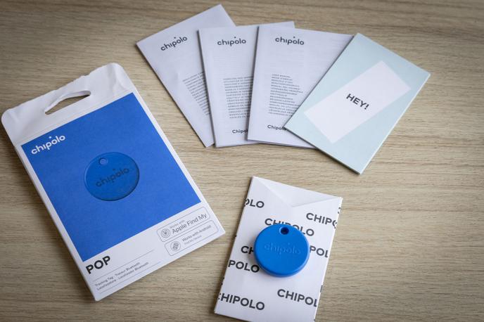 Chipolo POP | Vse je na mizi: vsebina prodajnega zavojčka sledilnika Chipolo POP | Foto Bojan Puhek