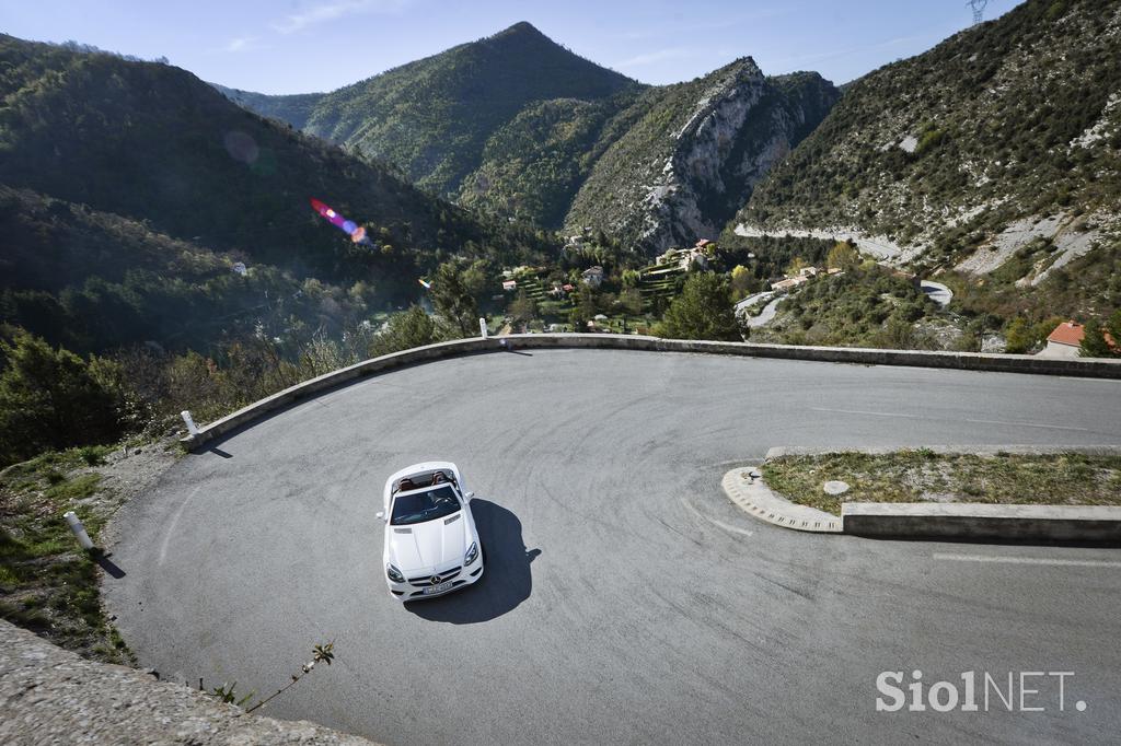 Mercedes SLC - prva vožnja prenovljenega roadsterja