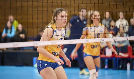 Bankirke se vračajo na Obalo, Novogoričanke v Radovljici