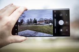 Nova Samsungova Ultra: videti je kot Note, a boljše vidi v temi