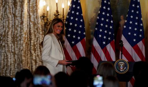 Melania zrecitirala govor in se izognila težavam
