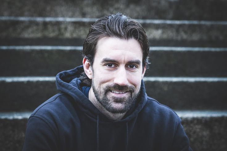 "Oče je moj idol. On je moj voditelj. Kot družina zelo pogrešamo njegovo prisotnost. A stvari, ki me jih je naučil, ko sem bil še res mlad, so ostale z menoj do danes. Predal jih bom na svojega sina, saj verjamem vanje."  | Foto: Ana Kovač