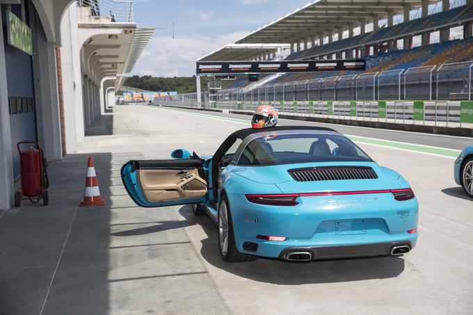 Mikavna poza porscheja za ljubitelje hitrih avtomobilov ... | Foto: Porsche
