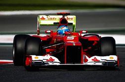 Alonso prvi stopil na plin, debi Rossija