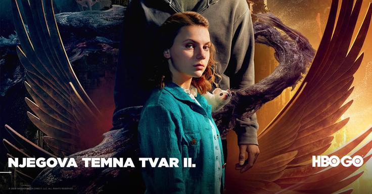 Druga sezona se začne potem, ko je lord Asriel odprl prehod v nov svet in Lyra mu sledi v neznano. V skrivnostnem zapuščenem mestu sreča Willa, dečka s težavno preteklostjo iz njenega sveta. Kmalu postane njen najbližji zaveznik. • Premiera druge sezone serije: v torek, 17. 11., ob 20. uri na HBO.* │ Prva epizoda bo še isti dan na voljo tudi na HBO OD/GO. | Foto: 