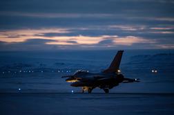 Ameriška letala letijo proti Grenlandiji. Danska je bila obveščena.