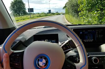Kdo pravi, da ni mogoče? V enem tednu z električnim avtom prevozili 1000 kilometrov.