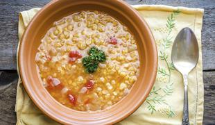 Praznični recept: Krepka lečna juha za smučarje