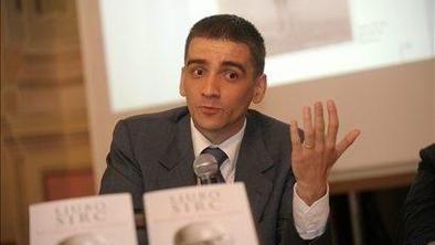 Ekonomisti različno o učinkih (ne)sprejema pokojninske reforme