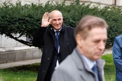 Golob začenja delo vlade v senci