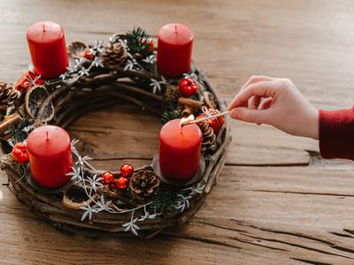 S takšnim adventnim venčkom boste letos brez dvoma v trendu