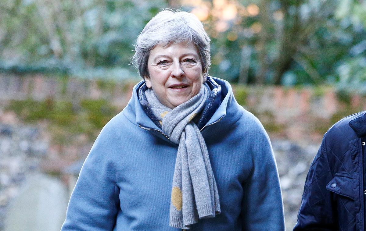 Theresa May | Britanska premierka Theresa May je EU zaprosila za preložitev brexita do 30. junija. | Foto Reuters