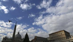 ZN: Vatikan mora takoj odstraniti tiste, ki so zlorabljali otroke
