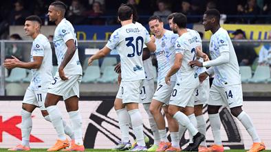 Milan v derbiju ugnal Romo, nov spodrsljaj Fiorentine