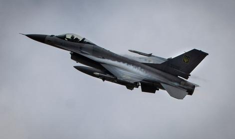 V Ukrajini zrušeno letalo F-16