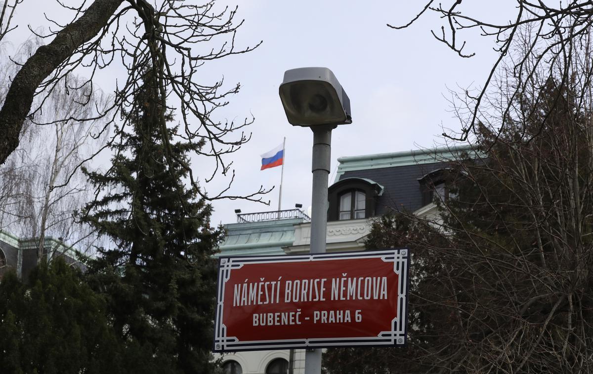 Trg Borisa Nemcova v Pragi | V Pragi so leta 2020 trg pred ruskim veleposlaništvom preimenovali v Trg Borisa Nemcova. | Foto Guliverimage
