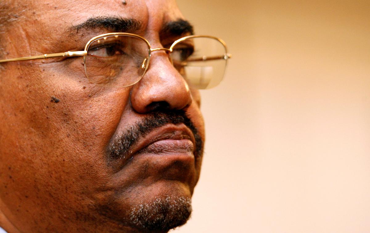 Omar Hassan al-Bashir Omar al Bašir Sudan predsednik | Po vojaški odstavitvi so 75-letnega Al Baširja premestili v zapor v sudanski prestolnici. | Foto Reuters