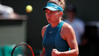 Halepova na poti v finale OP Francije odpihnila Muguruzo, Stephensovi ameriški polfinale