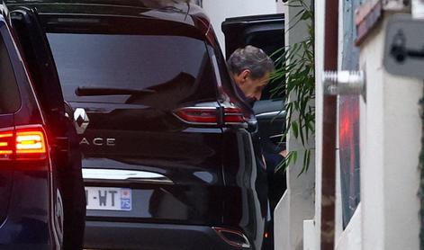 Sarkozy že odkorakal iz pariškega zapora #video