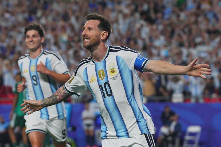 Lionel Messi je proti Alžiriji dosegel tri zadetke in je prvi strelec SP 2026. | Foto: Reuters