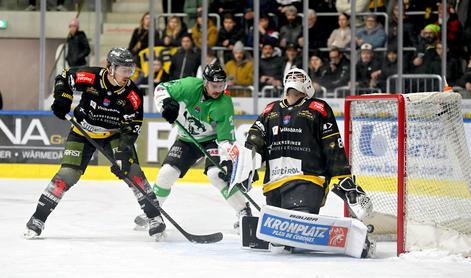 V živo: Olimpija oslabljena, a je dobila prvo tretjino