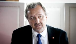 Odpoklicani veleposlanik Balažic poziva Cerarja: Erjavec ne sme postati zunanji minister (video)