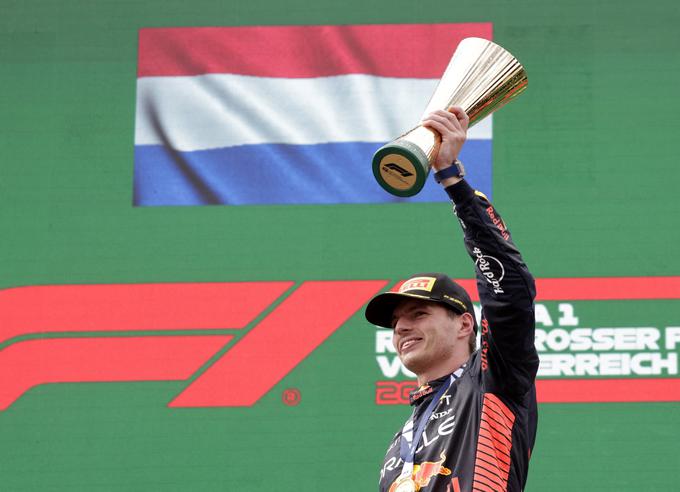 Z 42. zmago je Verstappen presegel legendarnega Senno. | Foto: Reuters