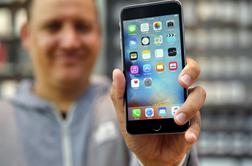 Uporabniki starejših iPhonov bodo prejeli 25 dolarjev – toda ne v Sloveniji