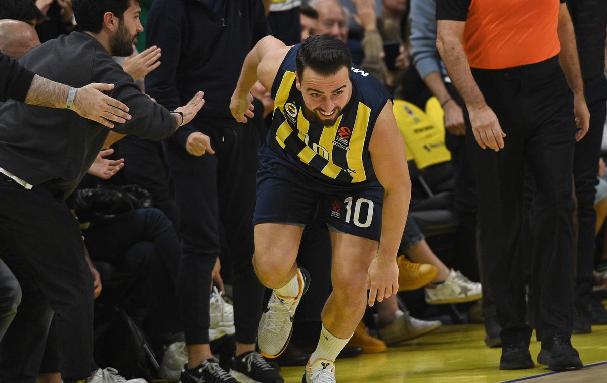 Fenerbahče Melih Mahmutoglu | Melih Mahmutoglu je dal za sedmo zmaga Fernbahčeja devet točk. Štirje njegovi soigralci so bili dvomestni. | Foto Guliver Image