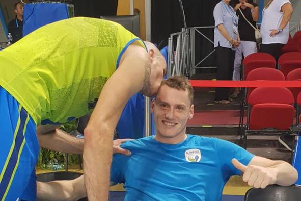 Težave v slovenskem taboru: vse bo jasno v ponedeljek zvečer