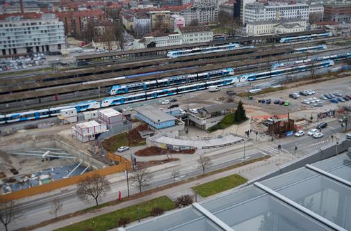 Pomembna novost za pešce in kolesarje v podhodu pod Vilharjevo cesto