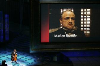 Dan, ko je Marlon Brando zavrnil oskarja (video)