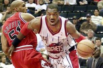 Hakeem Olajuwon bo dobil spomenik