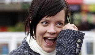 Lily Allen je rodila punčko